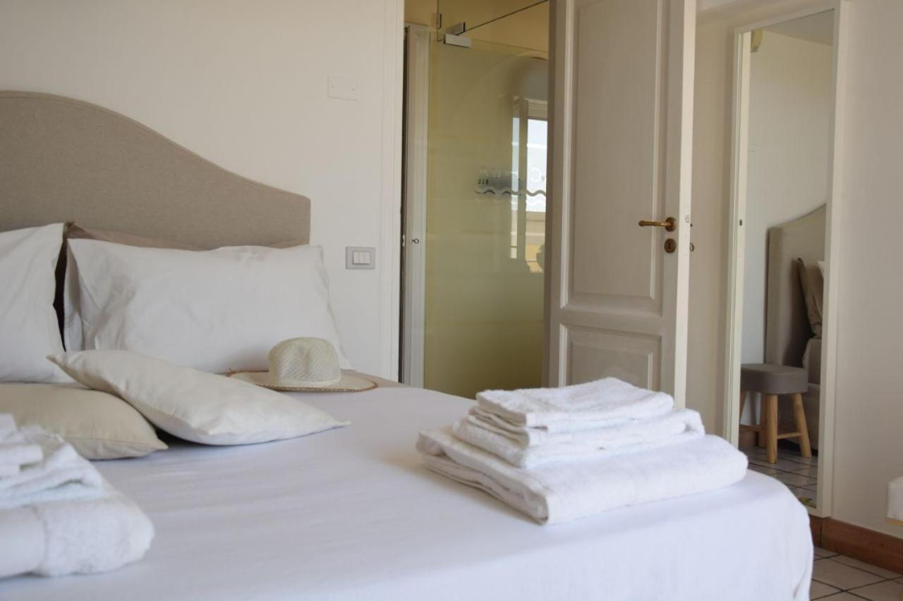 Acquablu Charme Suites - B&B サレルノ エクステリア 写真